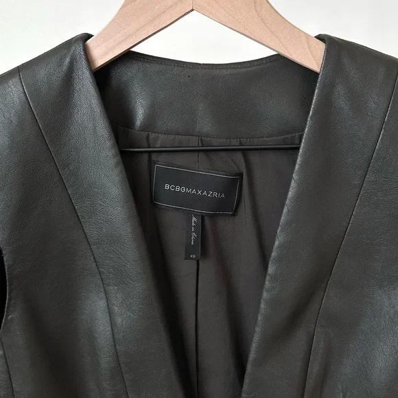 BCBGMAXAZRIA GREEN CAPE BLAZER JACKET SOPHISTICATED 'UPAS' OLIVE